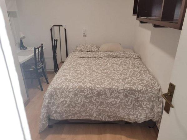 Habitaciones Privada Preciosa Grande Centro Malaga Tambien Cerca De La Playa Wi-Fi Экстерьер фото